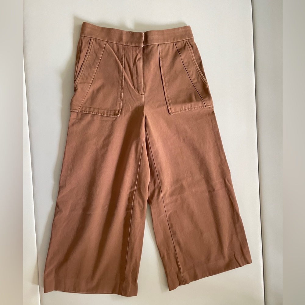 Cropped pants